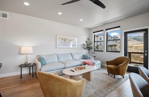 Park City Apartment | Mountain View Magic at Mayflower Lakeside by Park City Vacations