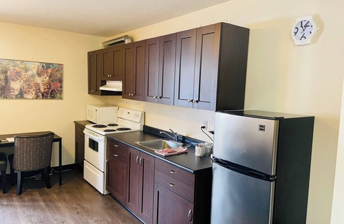 Smithers Hotel | Mountain View Motel