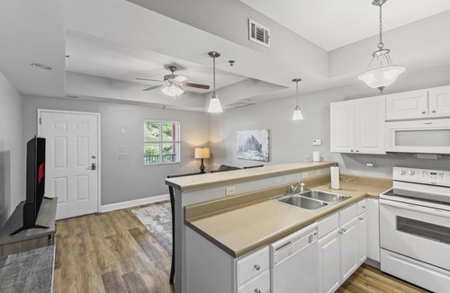 Bluff City Condo | Mountain View-Peaceful 1 BR, 1 Bathroom Condo in Bristol