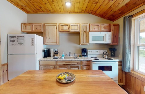 Sabinsville Cabin | Mountain View, Pine Creek, PA Grand Canyon