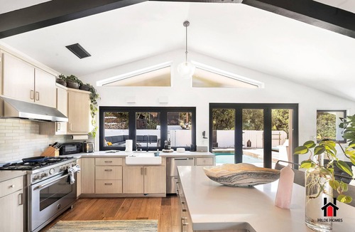 Malibu House | Mountain View Pool, Fire Pit & Outdoor Tub