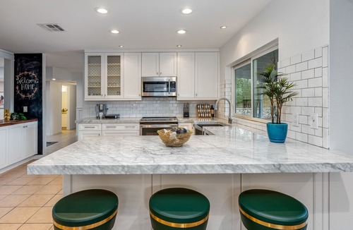 Moon Valley Vista House | mountain view private pool stunning backyard bbq central location!