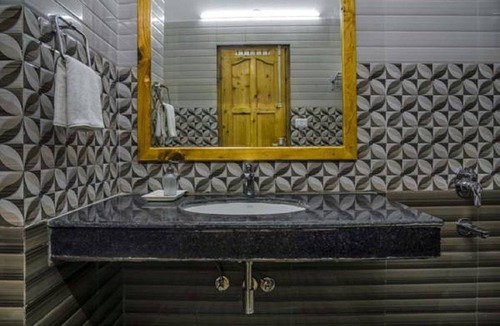 Chail Hotel | Mountain View Resort