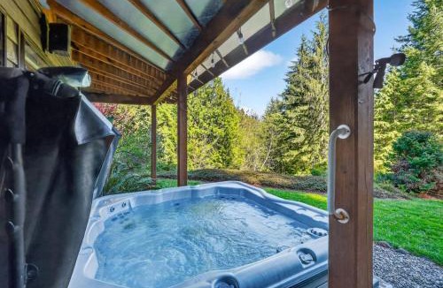 Rhododendron House | Mountain View Retreat