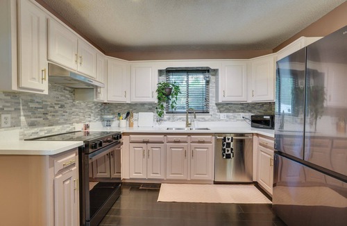 Missionary Ridge House | Mountain View Ridge Retreat - King + Queen + Loft - 2.5 Baths