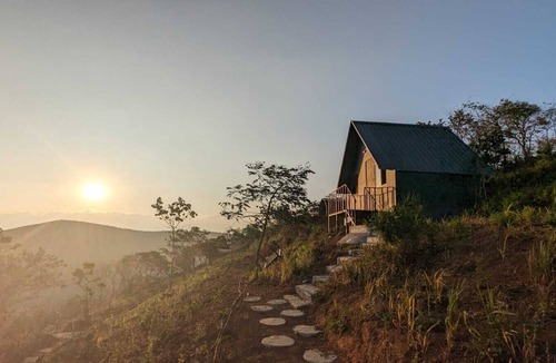 Mannarkkad Cottage | Mountain View Spirit of The Wild at IMark Valley