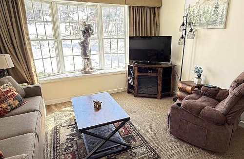 Hancock Apartment | Mountain View Suite Sleeps 4 Ski OnOff Jiminy Peak