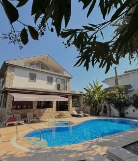 Dalyan City Center Villa | mountain view Villa Zuhal Dalyan