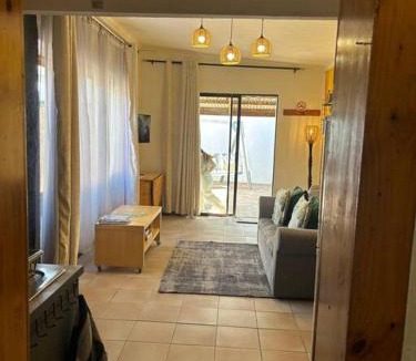 Gordons Bay Central Apartment | Mountain Views, beach walks, heart of old village