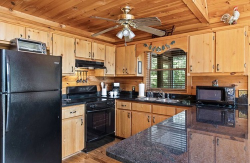 My Mountain House | Mountain Views-Hot Tub-Games-Pool & Foosball