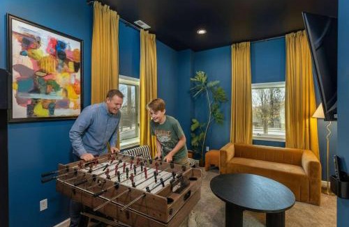 Wolf Laurel House | Mountain Views Private Sauna Wet Bar Hot Tub