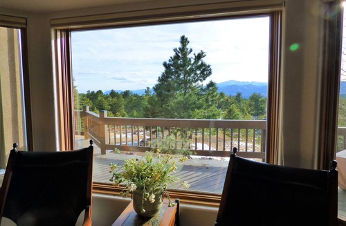 Colorado Springs House | Mountain Views & Colorado Memories