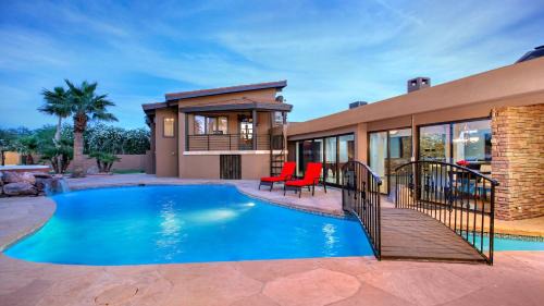 Paradise Valley Village House | Mountain Views wHTD Pool Spa- Pickleball Golf