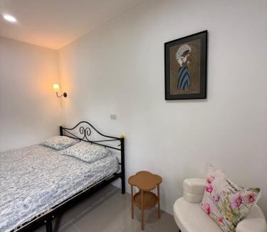 Si Racha House | Mountain Wellness Retreat