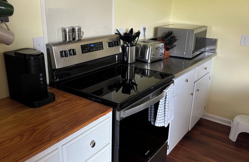 Hood House | Mountains, cows & serenity. Great for celebrations, birthdays & family events
