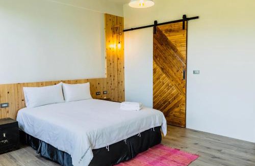 Hengchun Old Town Bed & Breakfast | Mountains Inn山岳民宿 恆春北門城牆旁