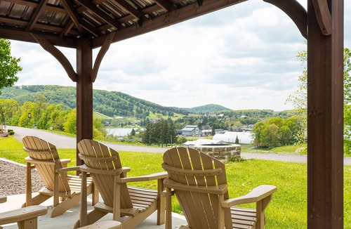 McHenry Cabin | Mountainside Cabin 41-Hot Tub, Pet Friendly