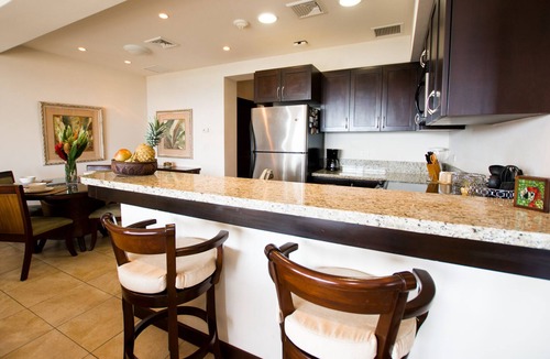 Coco Condo | Mountainside condo with View includes Clubhouse facilities with min. 2 week stay