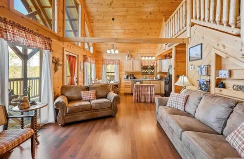 Caton Cabin | Mountainside Hideaway - Scenic Views & Game Room Fun
