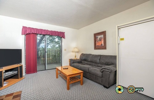 Basye Condo | Mountainside Retreat Condo (#1-201) | Ground-level | Quiet & secluded