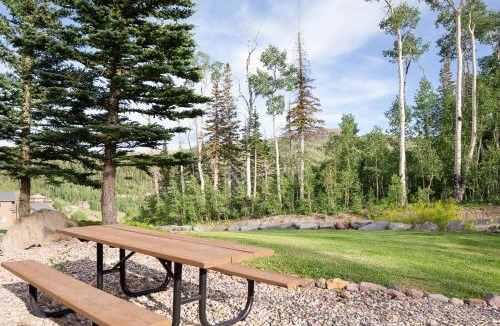Brian Head Apartment | Mountainside Studio Condo