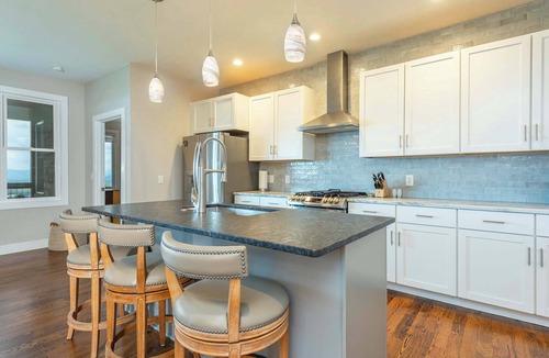 Weaverville House | Mountainside Tranquility: Hot Tub, Views, Fire Pit