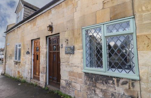Winchcombe House | Mouse Hole Cottage