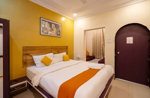 Daman Hostel | Moustache Daman