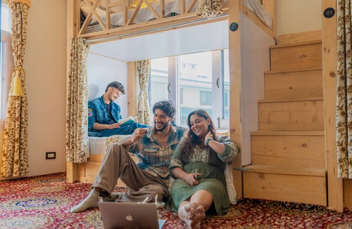 Nishat-Shalimar Hostel | Moustache Srinagar