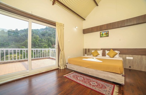 Wellington Villa | Moving Mist Villa