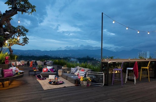 Bandung Hotel | MOXY Bandung