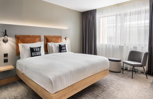 Belfast Central District Hotel | Moxy Belfast City