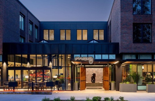 University Hill Hotel | Moxy Boulder University