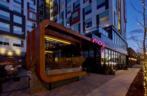 Cherry Creek Hotel | MOXY Denver Cherry Creek