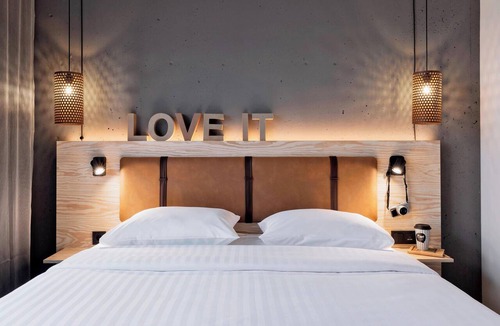 Holthausen Hotel | Moxy Duesseldorf South