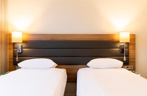 Ingliston Hotel | Moxy Edinburgh Airport