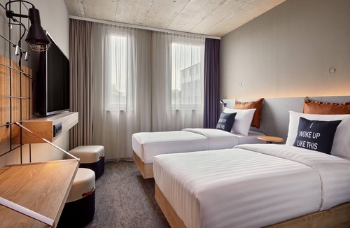 Heide Hotel | Moxy Karlsruhe