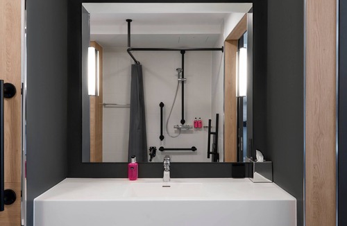Central Milton Keynes Hotel | Moxy Milton Keynes