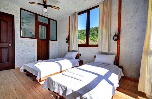 Sarıbelen House | Mozaik Pansiyon