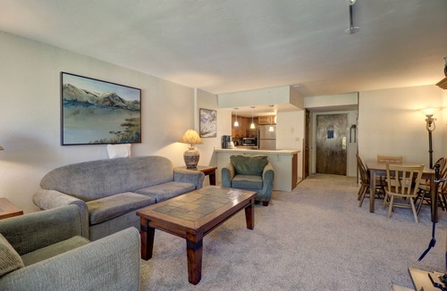 Copper Mountain Village Condo | MP410 Mountain Plaza 1BR Heart of Copper Mountain Hot Tub