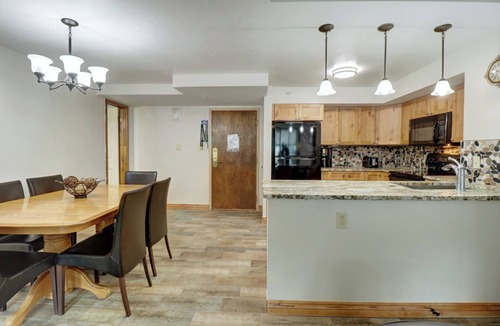 Copper Mountain Village Condo | MP504 Mountain Plaza 1BR 2BA Center Village Hot Tub