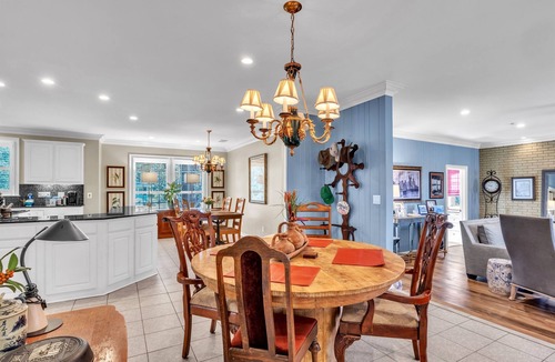 West Point House | Mr. B’s Home, Pool Table, 1 Mi to Old Waverly
