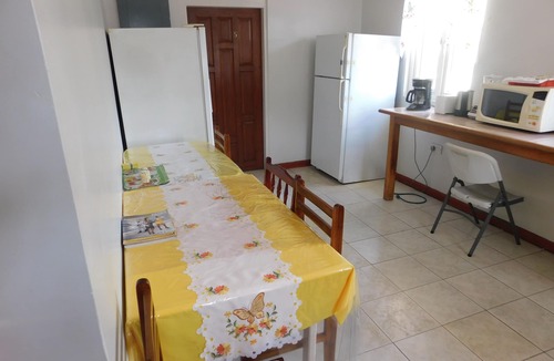 Roseau House | Mr. Clean Bed and Breakfast