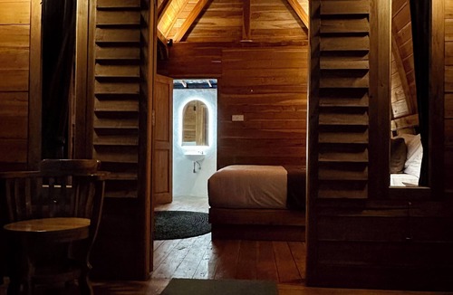 Bedugul Cabin | MR GLAMPING & VILLA