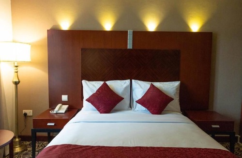 Bur Dubai Hotel | MRA GRAND HOTEL