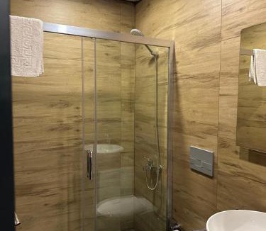 Lara Apartment | Mrt Suites Lara