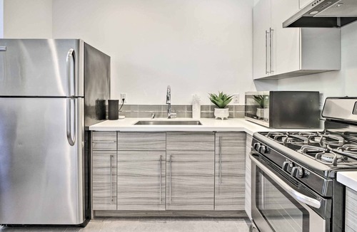 Mount Baker Apartment | Mt Baker Apartment: Walk to Lake & Light Rail