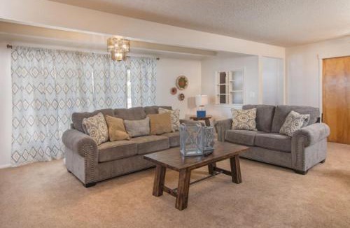 Mount Carmel Junction House | Mt, Carmel Getaway