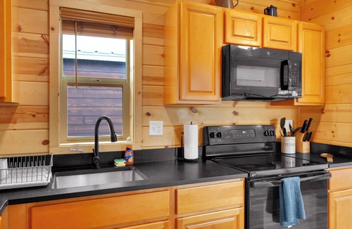 Summerhaven Cabin | Mt Lemmon Hotel Cabin 13