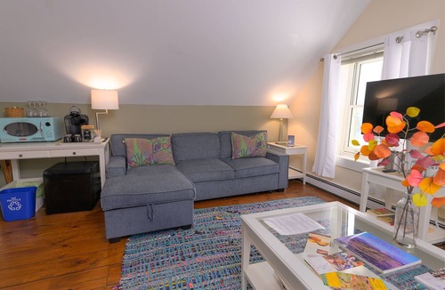 Stowe Bed & Breakfast | Mt Mansfield Suite+Breakfast @ Brass Lantern Inn